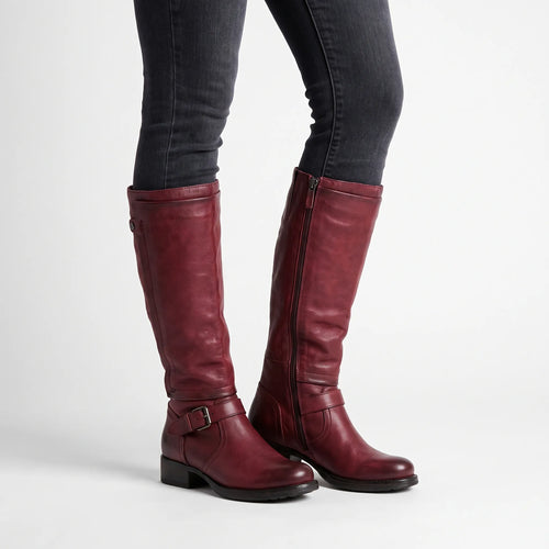 Aurala | Classic Round Toe Knee High Boots